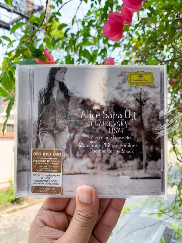 Alice Sara Ott, Tchaikovsky, Liszt, Münchner Philharmoniker, Thomas Hengelbrock - First Piano Concertos