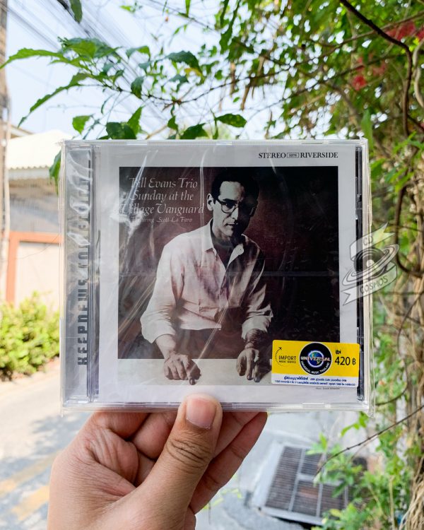 Bill Evans Trio - Sunday At The Village Vanguard