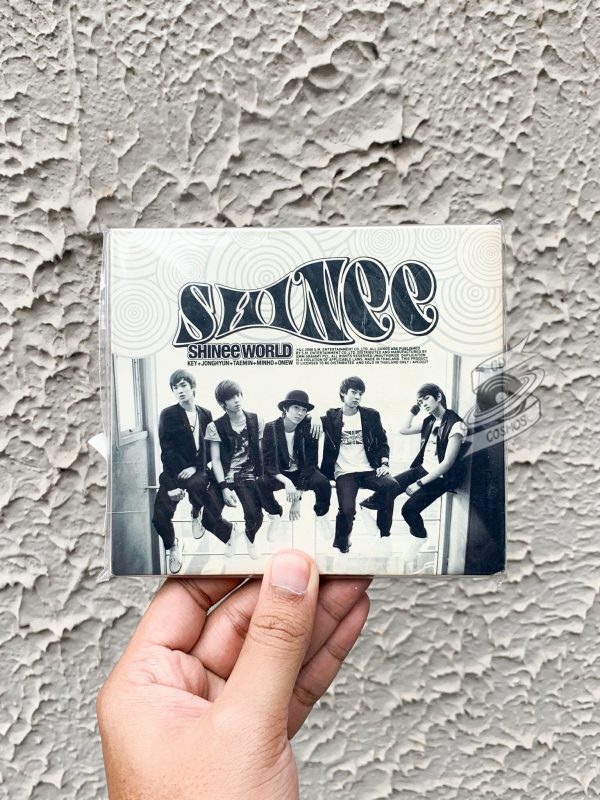 Shinee - The SHINee World