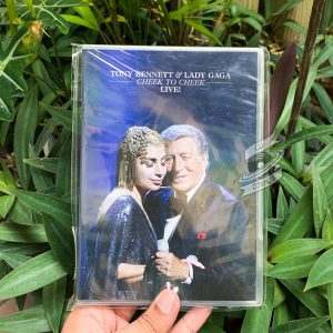 Tony Bennett & Lady Gaga - Cheek To Cheek Live!