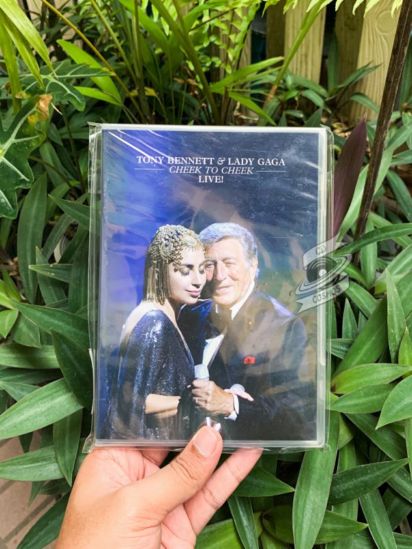 Tony Bennett & Lady Gaga - Cheek To Cheek Live!