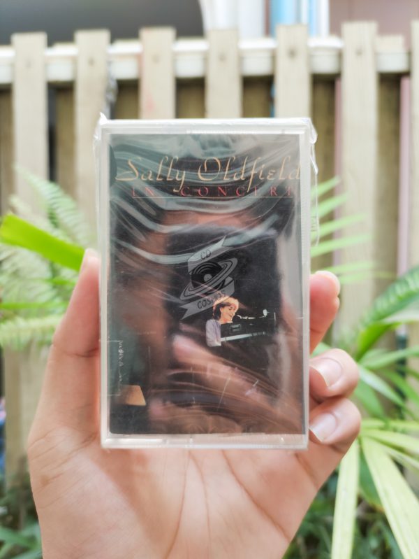 Sally Oldfield - In Concert