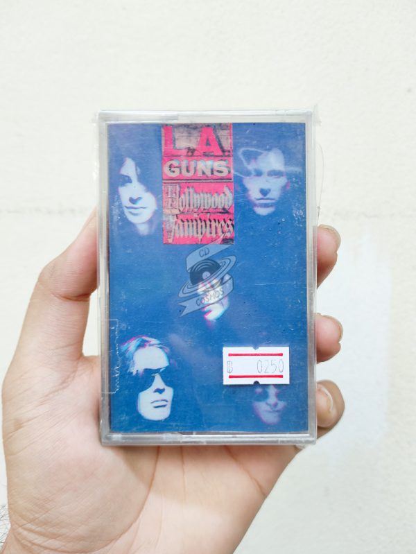 L.A. Guns - Hollywood Vampires