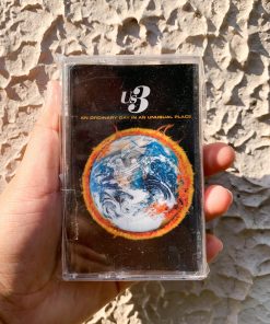Us3 - An Ordinary Day In An Unusual Place