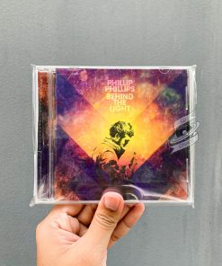 Phillip Phillips – Behind The Light