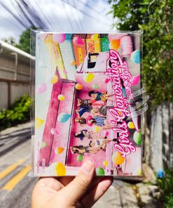 Girls' Generation – Love & Girls