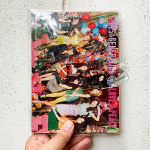 Girls' Generation – Love & Peace