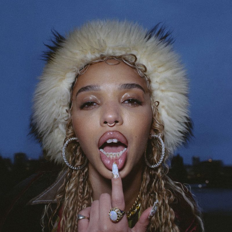 FKA twigs - Caprisongs