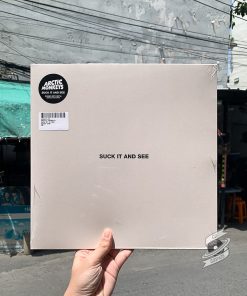 Arctic Monkeys – Suck It And See