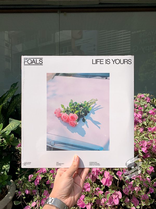 Foals – Life Is Yours