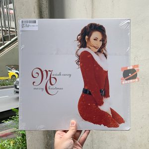 Mariah Carey – Merry Christmas