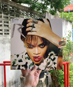 Rihanna – Talk That Talk