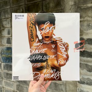 Rihanna – Unapologetic