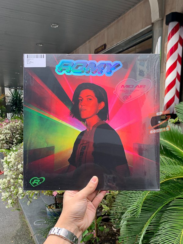 Romy – Mid Air (Pink LP)
