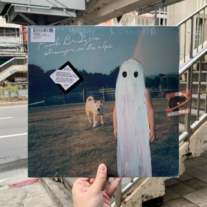 Phoebe Bridgers – Stranger In The Alps