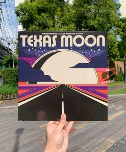 Khruangbin & Leon Bridges – Texas Moon