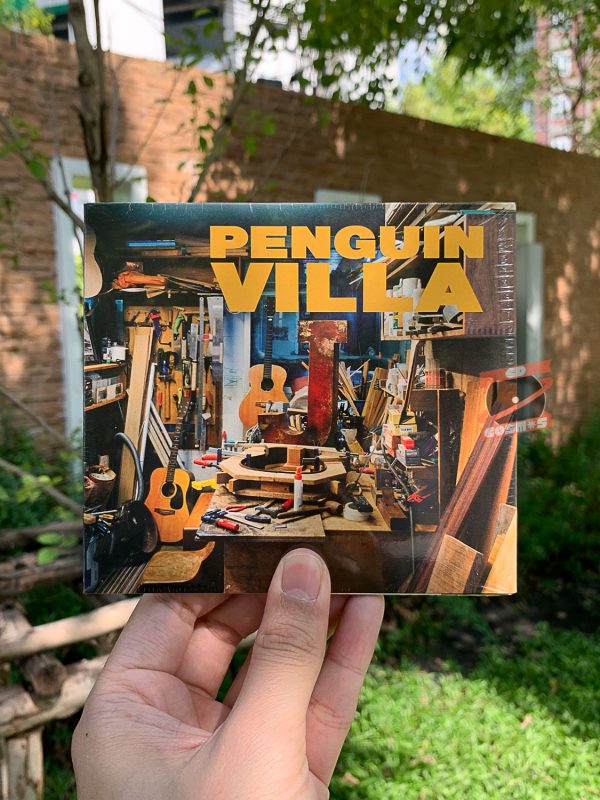 Penguin Villa – J