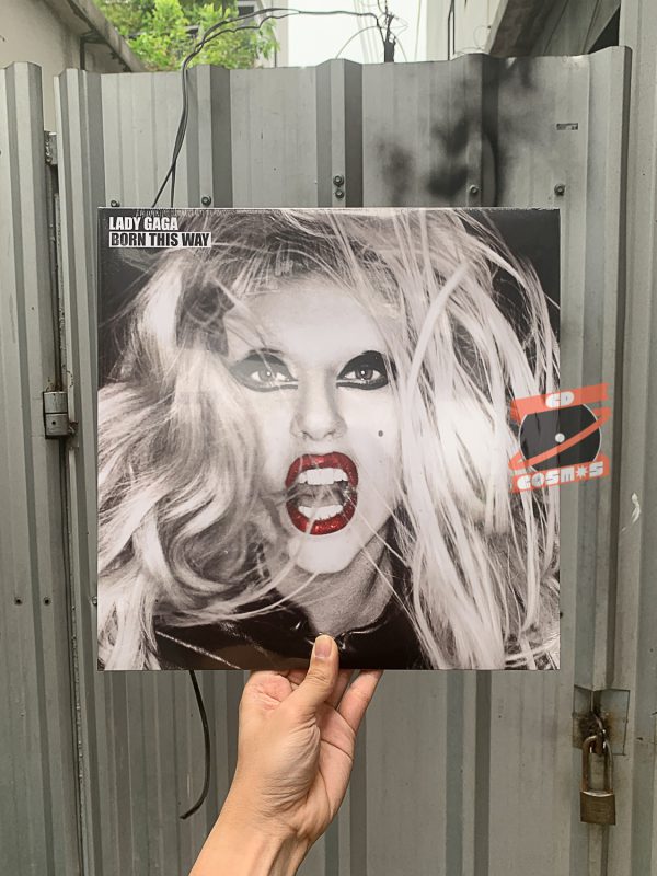 Lady Gaga – Born This Way