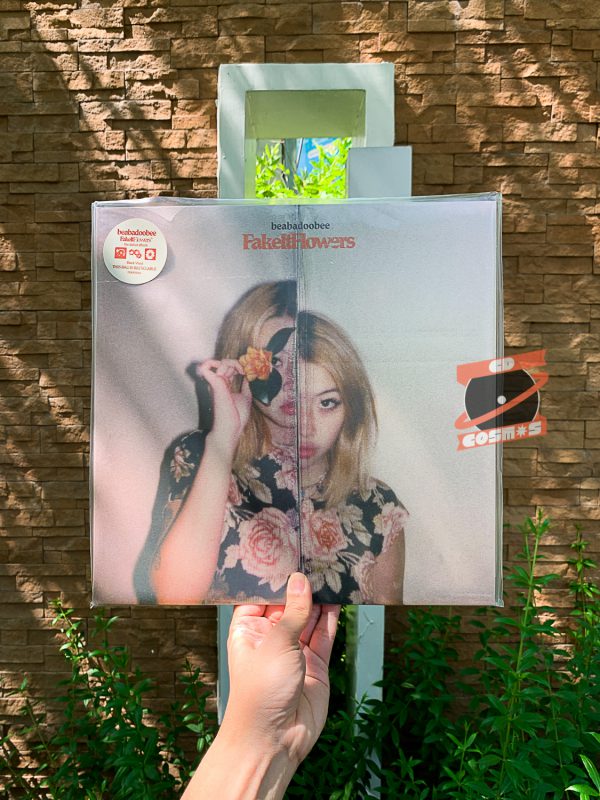 Beabadoobee – Fake It Flowers