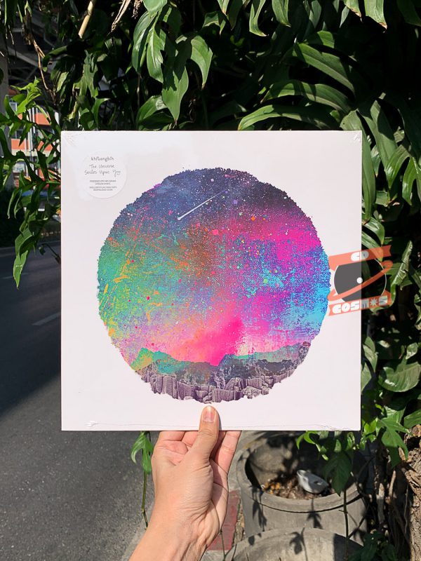 Khruangbin - The Universe Smiles