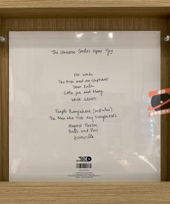 Khruangbin - The Universe Smiles